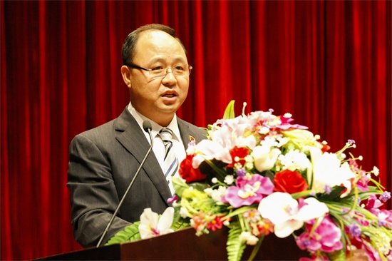 1beat365唯一官网董事长、校长郑立国作重要讲话.jpg